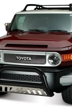 Toyota FJ Cruiser Westin Ultimate Bull Bar - 32-2215 Latest
