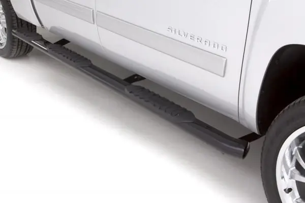 Limited Edition Lund 07-17 Chevy Silverado 1500 Crew Cab (5.5ft. Bed) 5in. Oval WTW Steel Nerf Bars - Black