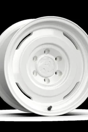 fifteen52 Analog HD 17x8.0 5x150 25mm ET 110.5mm Center Bore Classic White Wheel Latest
