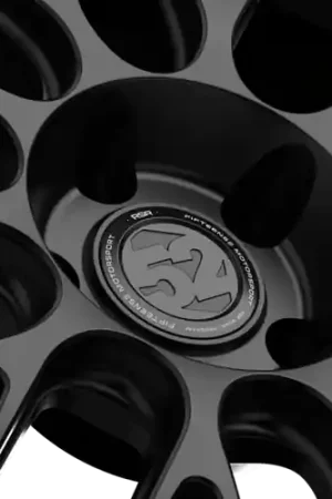 Best Choice fifteen52 Holeshot RSR 20x10 5x114.3 35mm ET 70.5mm Center Bore Asphalt Black