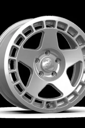 Deal fifteen52 Rally Sport Turbomac 18x8.5 5x114.3 30mm ET 73.1mm Center Bore Speed Silver Wheel